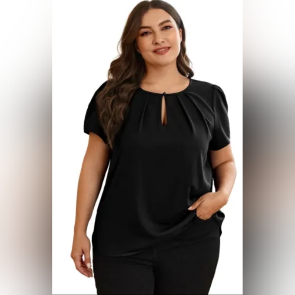 Plus size black keyhole shirt